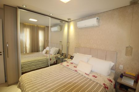 Apartamento à venda com 80m², 2 quartos e 2 vagasQuarto 2