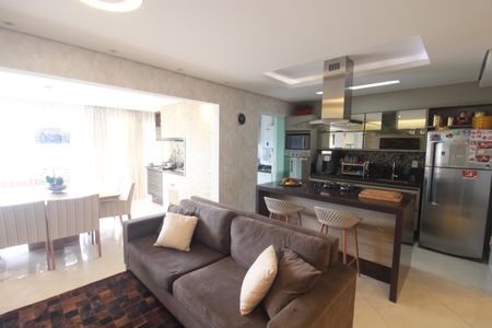 Apartamento à venda com 80m², 2 quartos e 2 vagasSala / Cozinha
