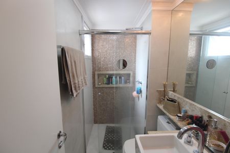 Apartamento à venda com 80m², 2 quartos e 2 vagasQuarto 2 - Banheiro