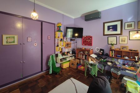 Casa para alugar com 300m², 3 quartos e 3 vagasSuíte