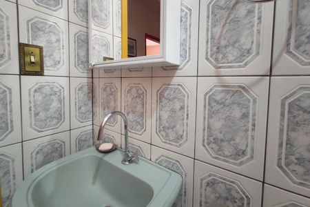 Casa para alugar com 300m², 3 quartos e 3 vagasBanheiro Social