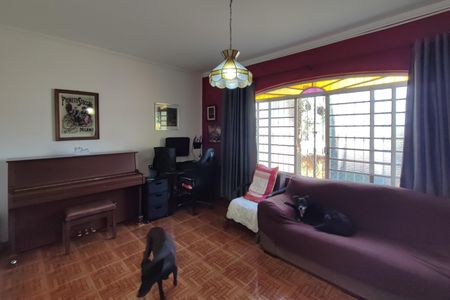 Casa para alugar com 300m², 3 quartos e 3 vagasSala de Estar