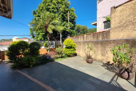 Casa para alugar com 300m², 3 quartos e 3 vagasQuintal