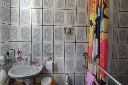 Casa para alugar com 300m², 3 quartos e 3 vagasBanheiro da Suíte