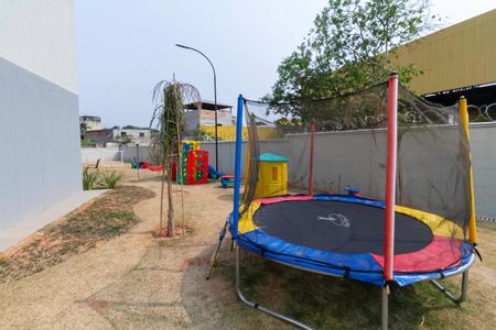 Apartamento à venda com 52m², 2 quartos e 1 vaga Apartamento à venda com 52m², 2 quartos e 1 vagaÁrea comum - Playground