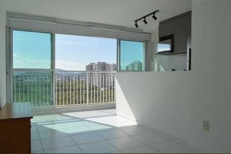 Apartamento para alugar com 71m², 2 quartos e 1 vagaSala