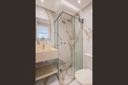 Apartamento à venda com 59m², 2 quartos e 2 vagas Apartamento à venda com 59m², 2 quartos e 2 vagasBanheiro social