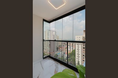 Apartamento à venda com 59m², 2 quartos e 2 vagas Apartamento à venda com 59m², 2 quartos e 2 vagasVaranda