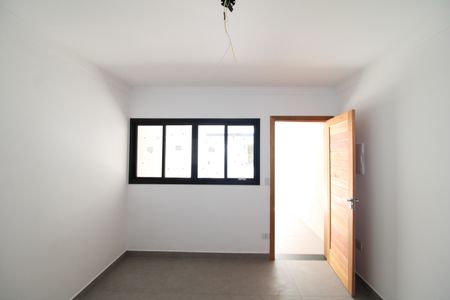 Casa à venda com 110m², 3 quartos e 2 vagasSala