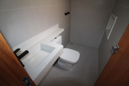 Casa à venda com 110m², 3 quartos e 2 vagasQuarto 2 - Banheiro