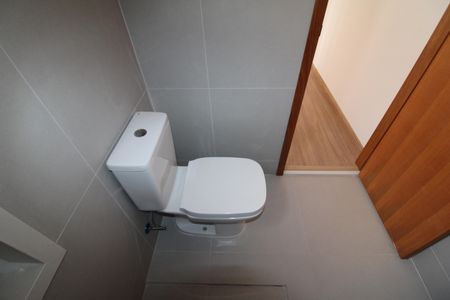 Casa à venda com 110m², 3 quartos e 2 vagasQuarto 1 - Banheiro