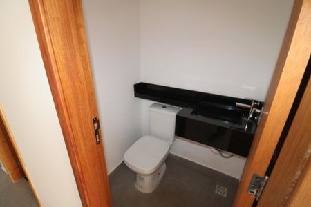 Casa à venda com 110m², 3 quartos e 2 vagasLavabo