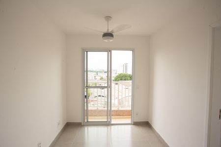 Apartamento para alugar com 37m², 2 quartos e sem vaga Apartamento para alugar com 37m², 2 quartos e sem vagaSala