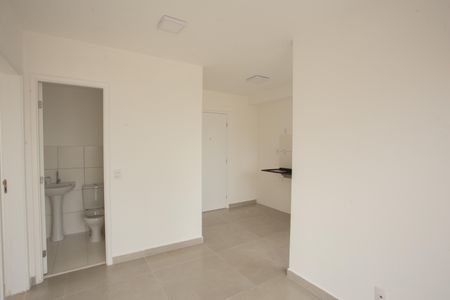 Apartamento para alugar com 37m², 2 quartos e sem vaga Apartamento para alugar com 37m², 2 quartos e sem vagaSala