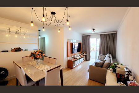 Apartamento à venda com 100m², 3 quartos e 2 vagasSala