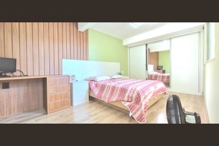 Casa à venda com 260m², 3 quartos e 2 vagas Casa à venda com 260m², 3 quartos e 2 vagasSuíte 2