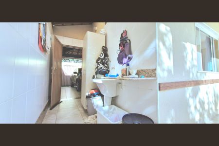 Casa à venda com 260m², 3 quartos e 2 vagas Casa à venda com 260m², 3 quartos e 2 vagasÁrea de serviço