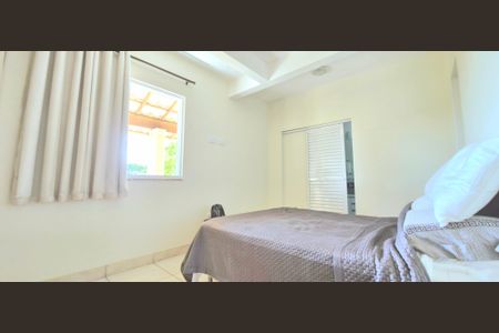 Casa à venda com 260m², 3 quartos e 2 vagas Casa à venda com 260m², 3 quartos e 2 vagasSuíte 1