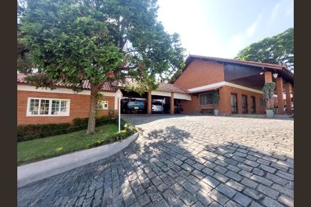 Casa à venda com 600m², 4 quartos e 6 vagasQuintal