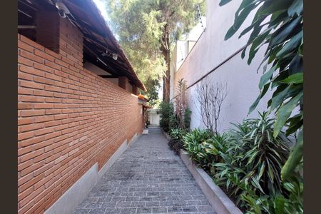 Casa à venda com 600m², 4 quartos e 6 vagasQuintal