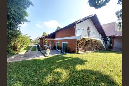 Casa à venda com 600m², 4 quartos e 6 vagasQuintal