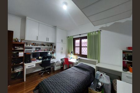 Casa à venda com 600m², 4 quartos e 6 vagasQuarto 3