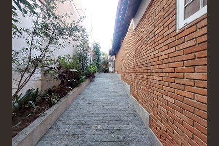 Casa à venda com 600m², 4 quartos e 6 vagasQuintal