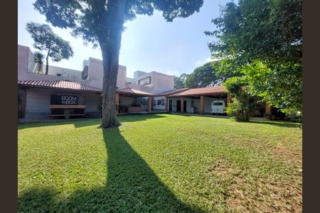 Casa à venda com 600m², 4 quartos e 6 vagasQuintal