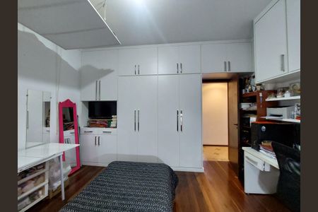 Casa à venda com 600m², 4 quartos e 6 vagasQuarto 3