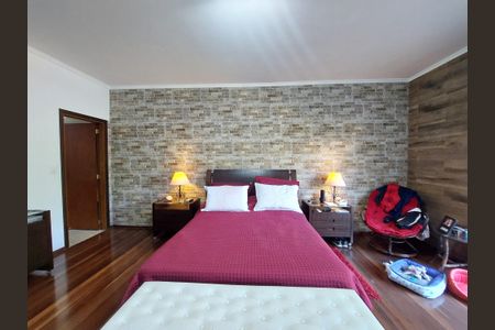 Casa à venda com 600m², 4 quartos e 6 vagasQuarto 1