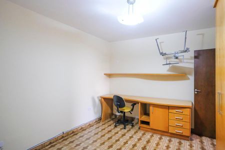 Casa para alugar com 240m², 3 quartos e 2 vagasQuarto 2