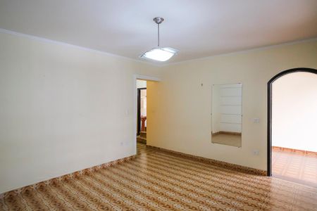 Casa para alugar com 240m², 3 quartos e 2 vagasSala