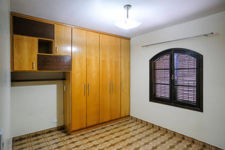 Casa para alugar com 240m², 3 quartos e 2 vagasQuarto 1