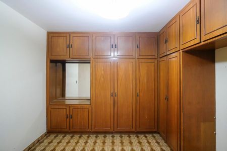 Casa para alugar com 240m², 3 quartos e 2 vagasSuíte
