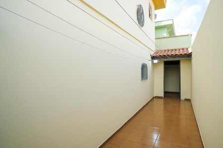 Casa para alugar com 240m², 3 quartos e 2 vagasQuintal
