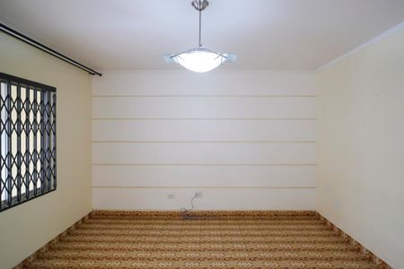 Casa para alugar com 240m², 3 quartos e 2 vagasSala