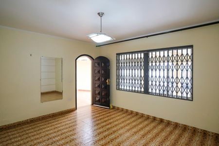 Casa para alugar com 240m², 3 quartos e 2 vagasSala