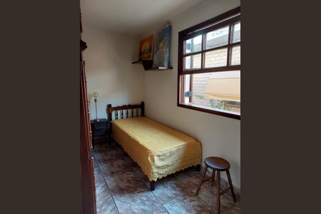 Casa à venda com 100m², 3 quartos e 2 vagasQuarto 2