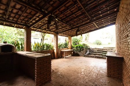 Casa para alugar com 700m², 6 quartos e 8 vagasÁrea gourmet