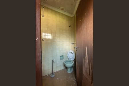 Casa para alugar com 700m², 6 quartos e 8 vagasVestiário