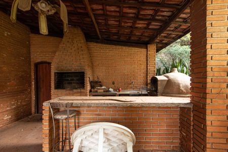 Casa para alugar com 700m², 6 quartos e 8 vagasÁrea gourmet