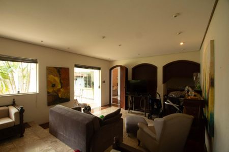 Casa para alugar com 700m², 6 quartos e 8 vagasSala 3