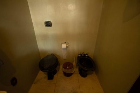 Casa para alugar com 700m², 6 quartos e 8 vagasBanheiro Suíte 4