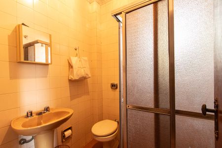 Casa para alugar com 700m², 6 quartos e 8 vagasBanheiro Suíte Área de Serviço