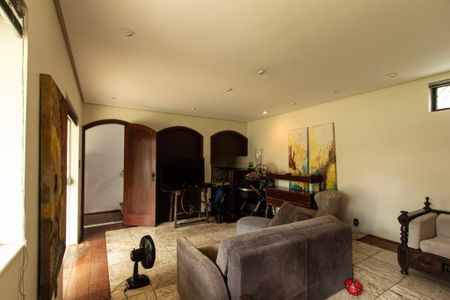 Casa para alugar com 700m², 6 quartos e 8 vagasSala 3