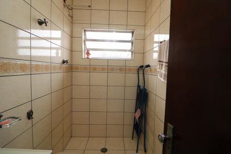 Casa à venda com 200m², 3 quartos e 2 vagasBanheiro da Suíte