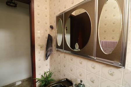 Casa à venda com 200m², 3 quartos e 2 vagasLavabo