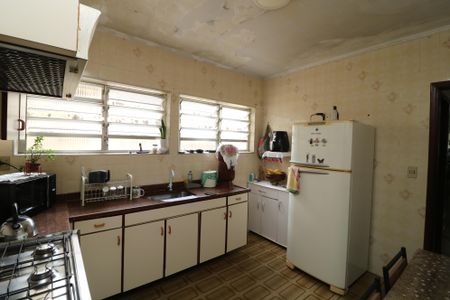 Casa à venda com 200m², 3 quartos e 2 vagasCozinha