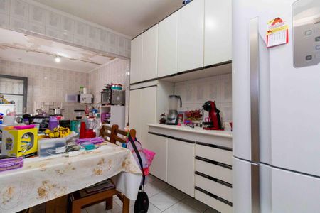 Casa à venda com 330m², 2 quartos e 2 vagasCozinha