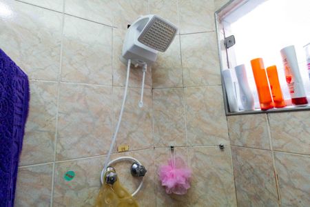 Casa à venda com 330m², 2 quartos e 2 vagasBanheiro